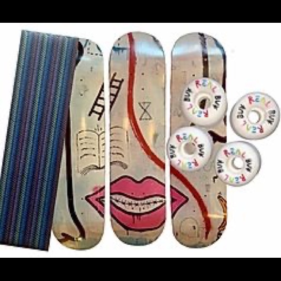 Trouble Andrew Deck 1 of 3 👻 - Picture 5 of 5